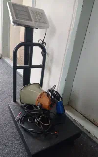 ترازو و بلندگو