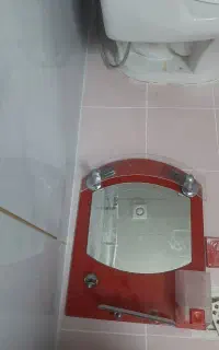 آیینه سرویس بهداشتی