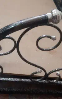 تخت فرفورژه سالم