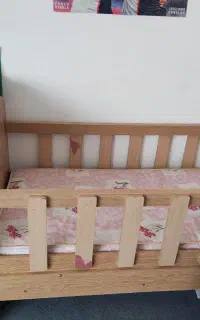 تخت خواب کودک با تشک مناسب تا۷سالگی