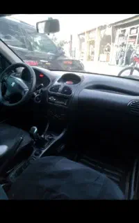 پژو۲۰۶ مدل ۸۳ فرانسه