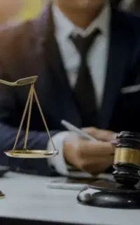 وکیل دادگستری