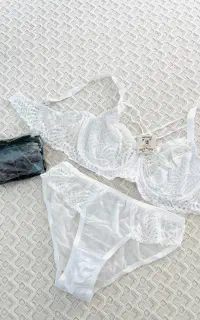 لباس زیر سلنا سا فنردار دانتل