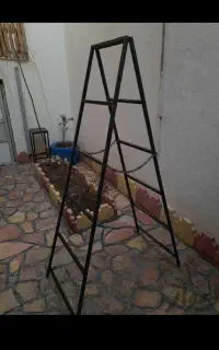 بنا ترگمن هستم باسابقه دیوارچینی سیمان کاری