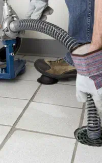 لوله بازکنی فنرزنی رفع بویی کل استان قم شبانه روزی