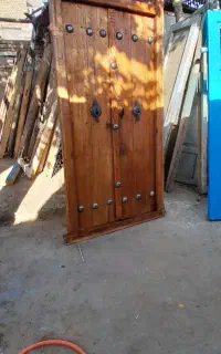 درب چوبی قدیمی سنتی