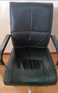 صندلی گردان مدیریتی چرخدار درحد