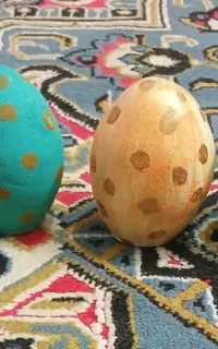 گنجشک و تخم مرغ رنگی سفالی