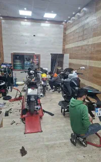 تعمیرکار موتور سیکلت حرفه ای نیازمنیدم
