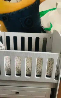 تخت کودک  محکم تمیز سالم قیمت ۶میلیون