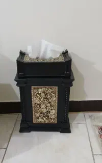 سطل و جا دستمال کاغذی
