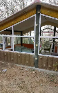 نصاب و تولیدو تعمیرات درب و پنجره UPVC