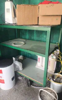 میز سه طبقه اهنی محکم