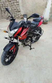 موتور ns200 مزایده