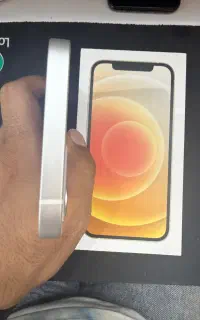 iPhone12
