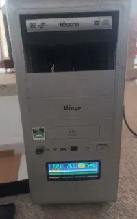 کیس کامپیوتر و کیبورد بلوتوثی