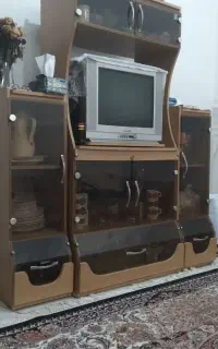 میز وتلوزیون فروشی