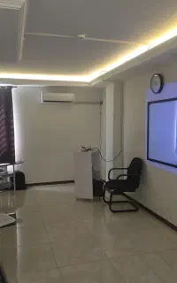 استخدام استاد زبان خارجه
