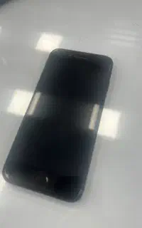 ایفون se 2020
