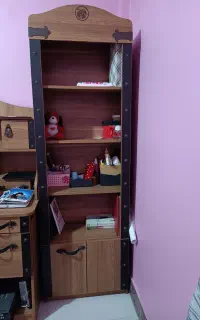 کتابخونه تمام چوب