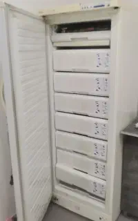فریزر و پرده