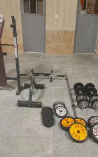 میز کامل و وزنه های بدنسازی