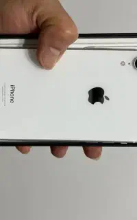 آیفون XR