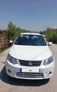 ساینا بی رنگ بی ضربه