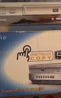 دستگاه VHS و DVD سامسونگ.