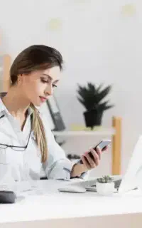 منشی و دستیار خصوصی مدیر عامل