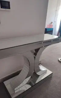 کنسول آینه ای