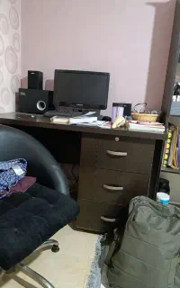 میز تحریر بزرگ
