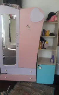 کمدبچه وکتابخانه