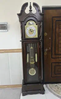 ساعت ایستاده