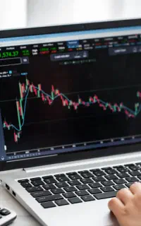 آموزش جامع ارز دیجیتال، فارکس و بورس تهران