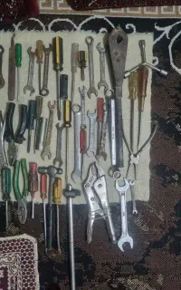 تعدادی آچار