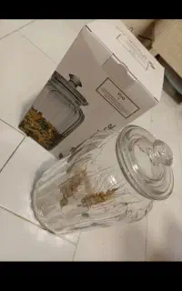 بانکه شیشه ای ترک