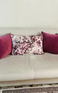 مبل و میز غذاخوری در حد نو