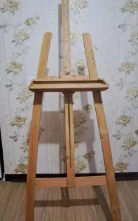 پایه نگهدارنده ی تخته هنر