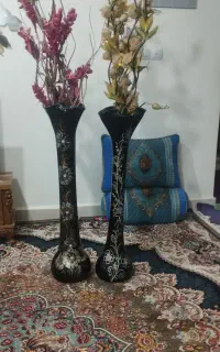 گلدان وگل مصنوعی