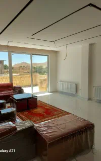 رنگ ونقاشی ساختمان و اجرای کناف و کاغذ دیواری