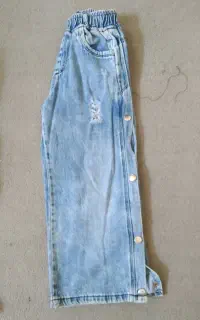 شلوار بچگانه
