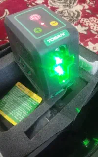 تراز لیزری توسن