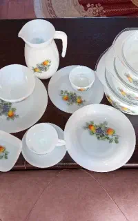 سرویس آرکوپال اصل و قدیمی گل میوه‌ای