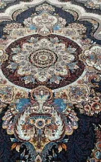 دو عدد فرش ۱۲ متری ، ۷۰۰ شانه نو نو