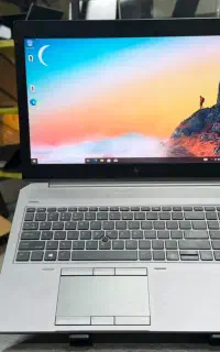 لپ تاپ پرچم دار سری گرافیک دار hp Zbookبا صفحه 4K