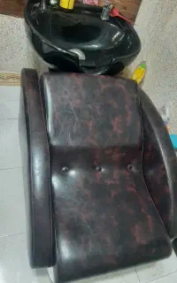 سرشور آرایشگاه برند