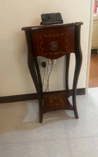 میز تلفن