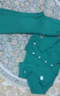 فروش کت شلوار دخترانه سایز۲ کاملا نو وتمیز