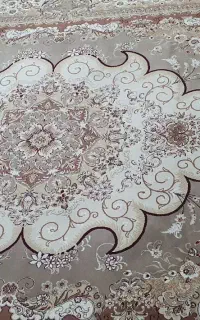 فرش ۱۲ متری کاملا سالم در حد نو